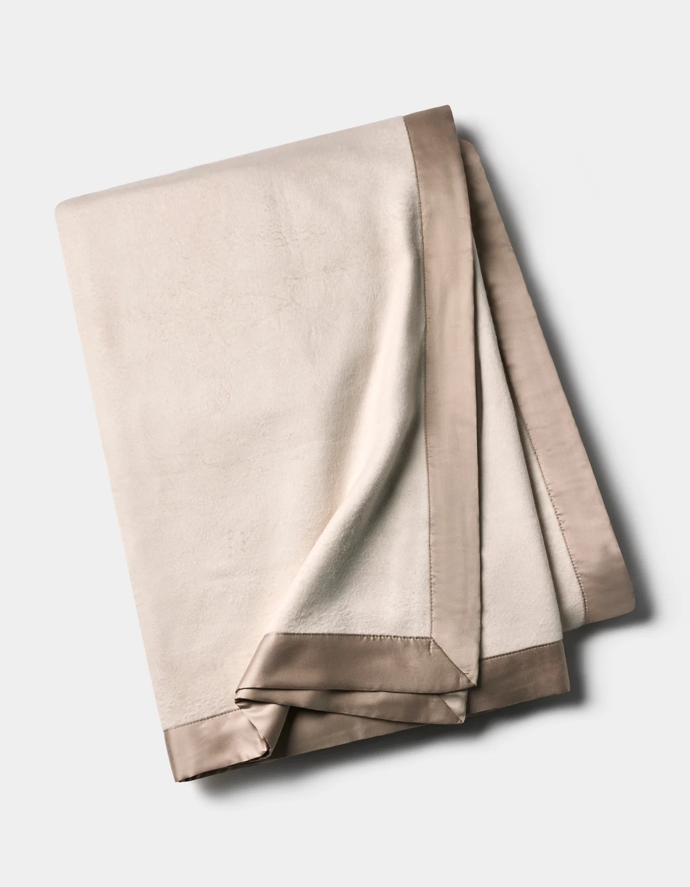 Cozy-Earth-Bamboo-Blanket.webp